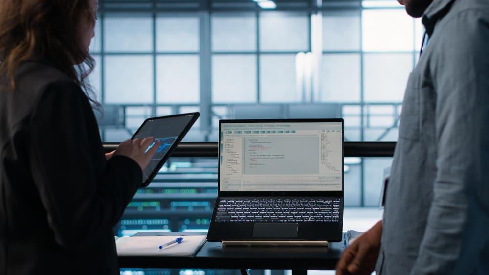 The Art of Visual Rules: Canvas Brief House Guides Brand Tone & Layouts